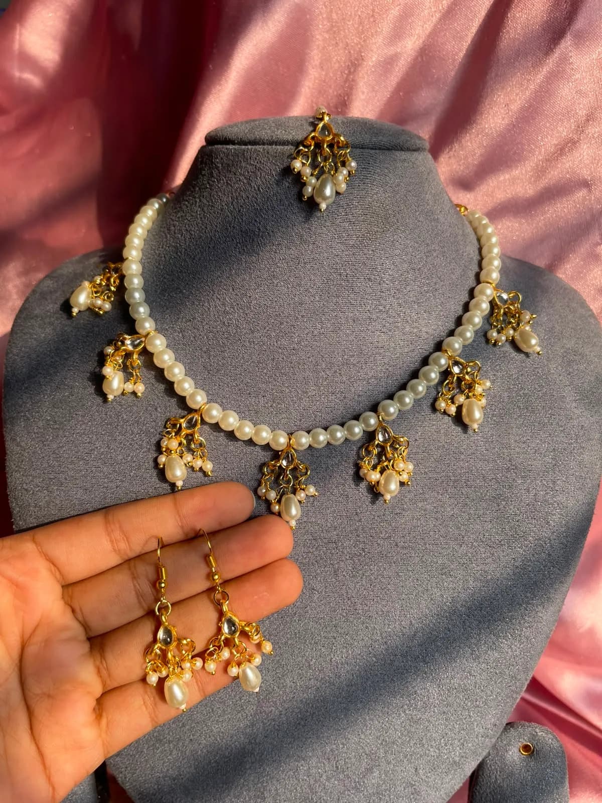 Elegant Single-Strand Pearl & Kundan Charm Necklace Set